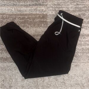 Women’s Vuori Joggers